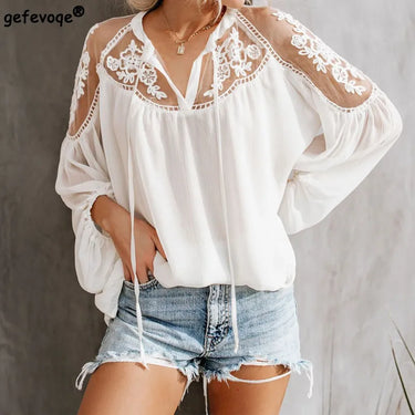 WOMEN'S SHIRTS & TOPS