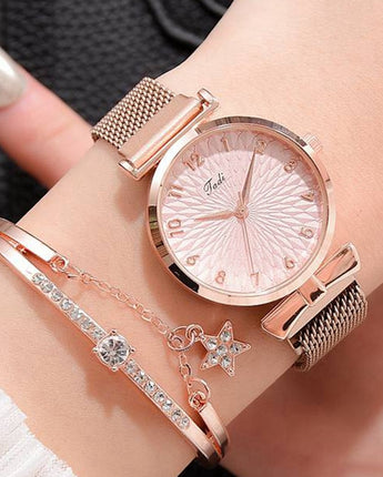 Luxury Magnetic Quartz Bracelet Watches